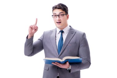 Beyaz arka planda izole edilmiş bir kitap okuyan işadamı öğrencisi