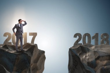 İş adamı 2017 'den 2018' e kadar bekliyor.
