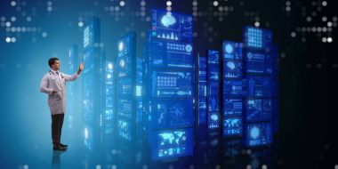 Doktorun teletıp konsepti düğmelere basıyor