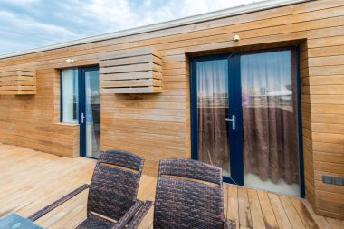 Teras kafe en üst katta.