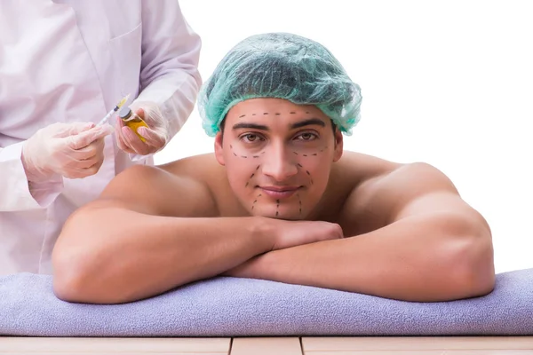 Hombre guapo en concepto de masaje spa — Foto de Stock