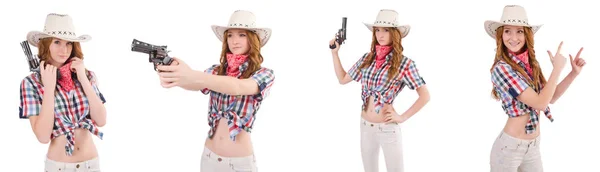 Kızıl saçlı cowgirl silahla üzerine beyaz izole — Stok fotoğraf