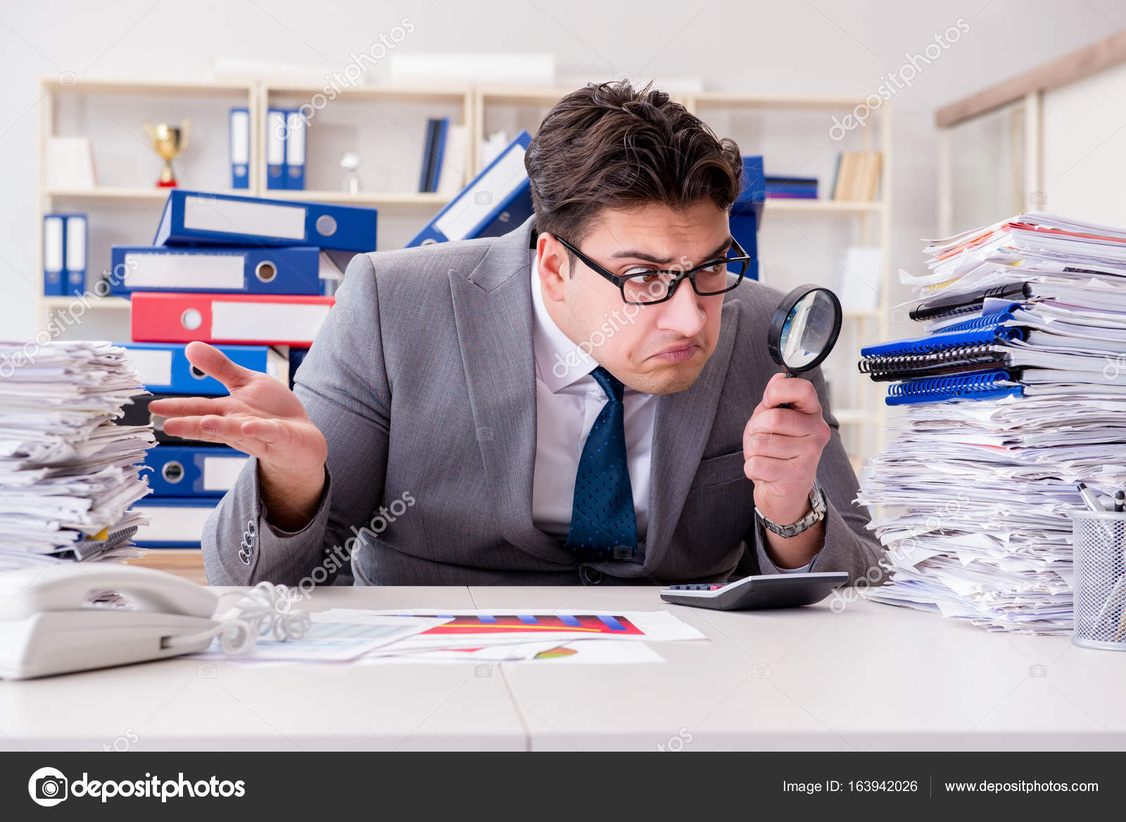 Несданная работа. Несданная работа. Часы офисного работника. Экзамен в вузе. Несданная работа.