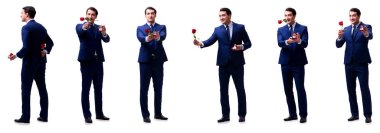 Evlilik teklifi yapan bir adamın romantik konsepti.