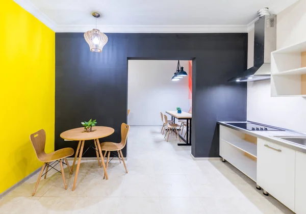Moderne keuken interieur thuis — Stockfoto