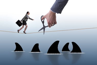 İş risk kavramında el kesimi halat