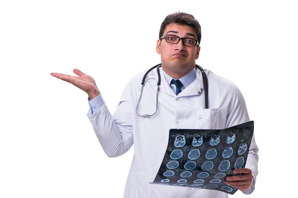 Beyaz backgro izole bir grafisi tutan genç erkek doktor — Stok fotoğraf