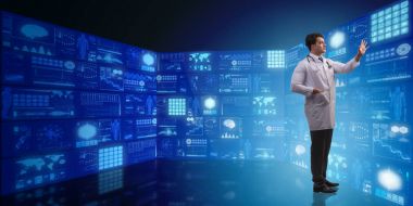 Doktorun teletıp konsepti düğmelere basıyor