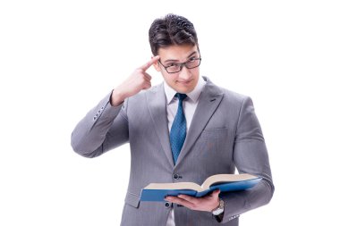 Beyaz arka planda izole edilmiş bir kitap okuyan işadamı öğrencisi