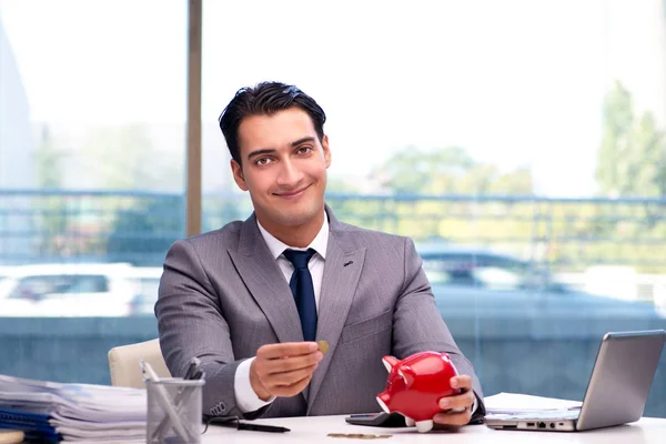 Konkurs bröt affärsman med spargris bank — Stockfoto