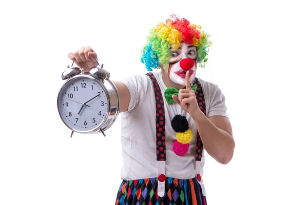 Lustiger Clown mit Wecker auf weißem Hintergrund — Stockfoto