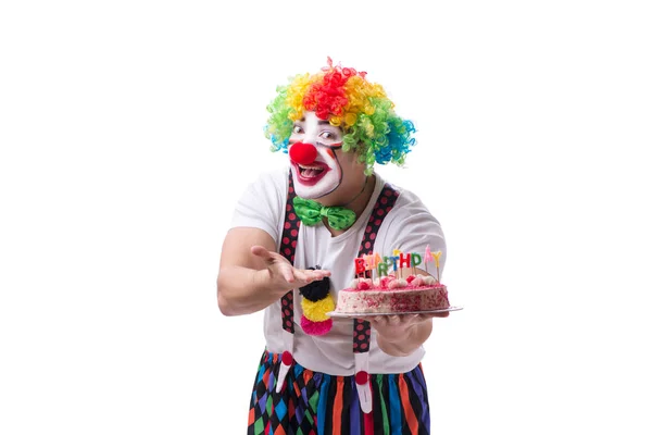Clown divertente con una torta di compleanno isolato su sfondo bianco — Foto Stock