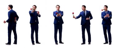 Evlilik teklifi yapan bir adamın romantik konsepti.