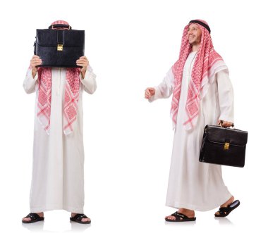 Arap adam beyaz arka plan üzerinde izole