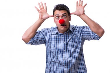 Beyaz arka planda izole komik bir palyaço.