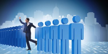 İş adamlarıyla kalabalık konseptinden uzak durmak