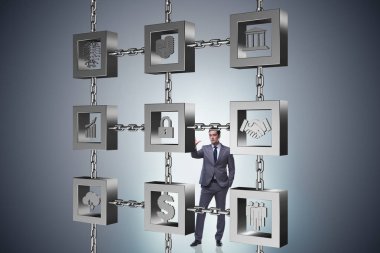 Engelleme zinciri kripto para birimi kavramında iş adamı