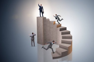 İş adamlarıyla merdivenlerde iş konsepti