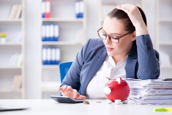 Businesswoman in pension savings concept — Stock Photo, Image