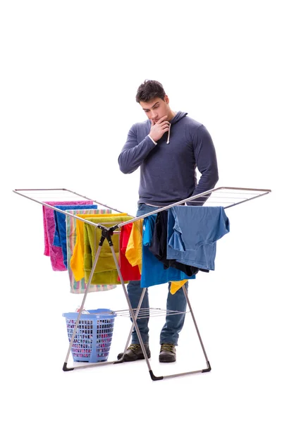 Marido homem fazendo lavanderia isolada no branco — Fotografia de Stock