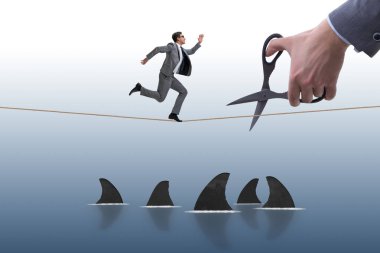 İş risk kavramında el kesimi halat