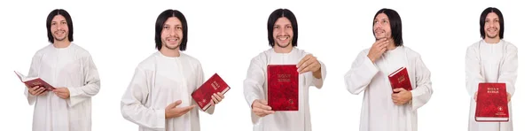 A Biblia elszigetelt fehér fiatal pap — Stock Fotó