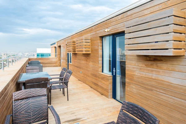 Teras kafe en üst katta.