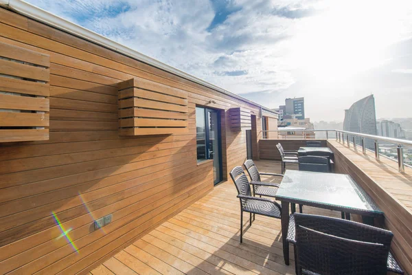 Teras kafe en üst katta.