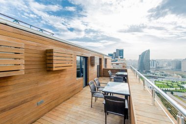 Teras kafe en üst katta.