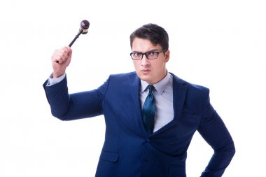 Beyaz arka planda tokmağı olan avukat hukuk öğrencisi.