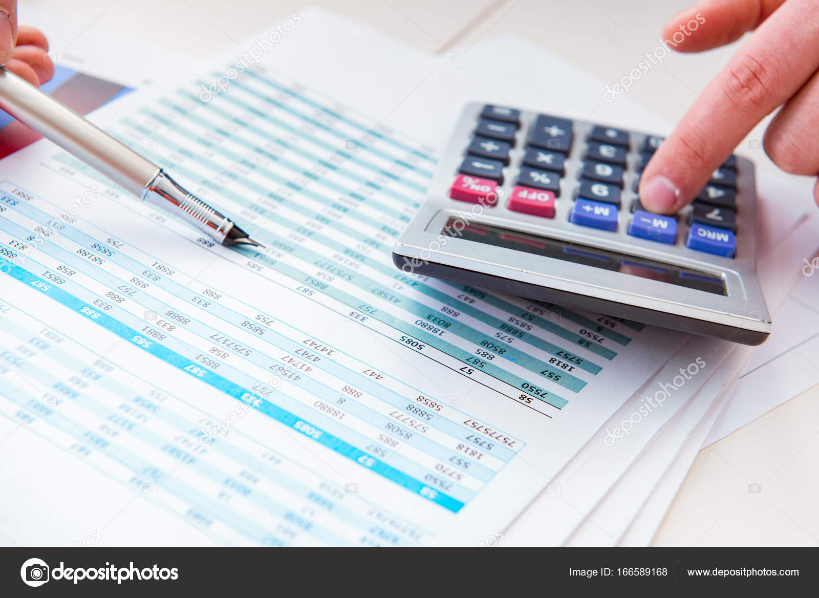 financial anylist financial anylist