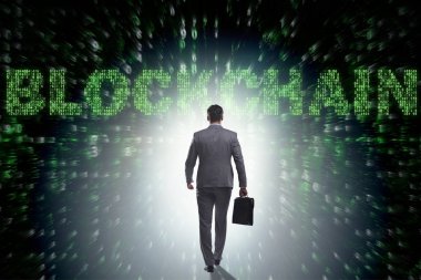 Engelleme zinciri kripto para birimi kavramında iş adamı