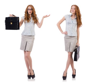 Genç ve güzel çalışan beyaz izole evrak çantası ile