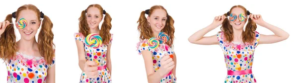 Ruiva jovem com lolipops isolado no branco — Fotografia de Stock