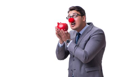 Komik palyaço işadamı ile beyaz arkasında izole bir kumbara