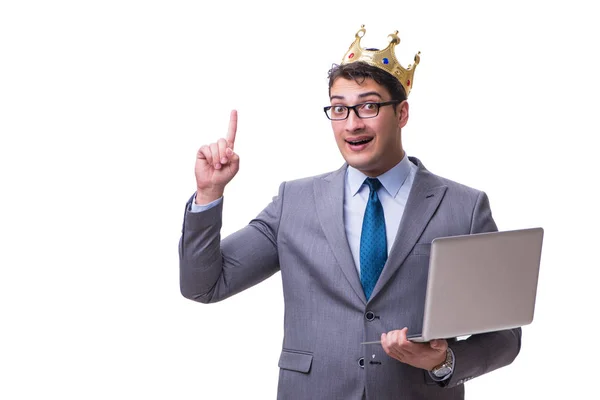 Král podnikatel držení notebooku izolovaných na bílém pozadí — Stock fotografie
