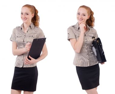 Genç ve güzel çalışan beyaz izole evrak çantası ile