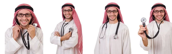 Medico arabo con stetoscopio su bianco — Foto Stock