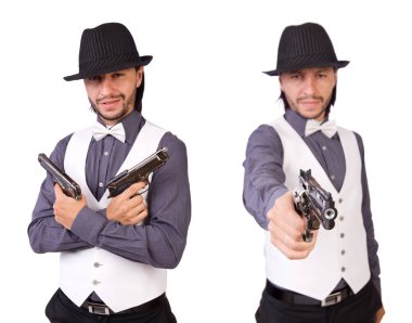 Silahlı bir adam beyazın üzerinde izole edilmiş.