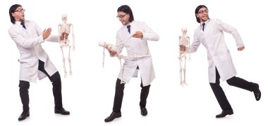 İskeleti beyaz olan komik öğretmen.