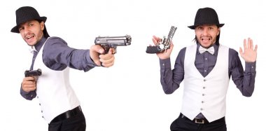 Silahlı bir adam beyazın üzerinde izole edilmiş.