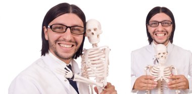 İskeleti beyaz olan komik öğretmen.