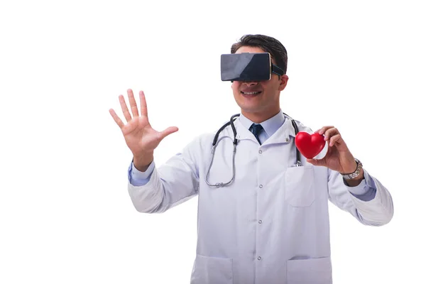 Doctor usando un auricular de realidad virtual vr aislado en ba blanca —  Fotos de Stock