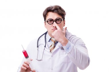 Beyaz şırıngalı komik doktor.