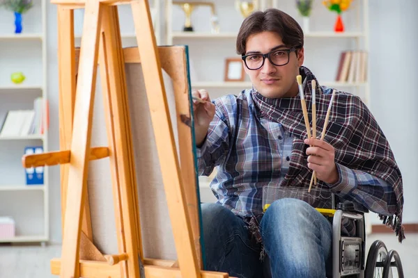 Cuadro de pintura de artista discapacitado en estudio — Foto de Stock