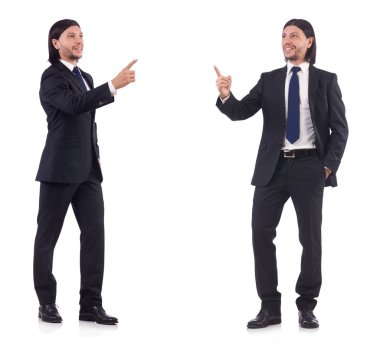 Genç işadamı beyaz arka planda izole edilmiş