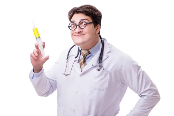 Médico divertido con jeringa aislada en blanco —  Fotos de Stock