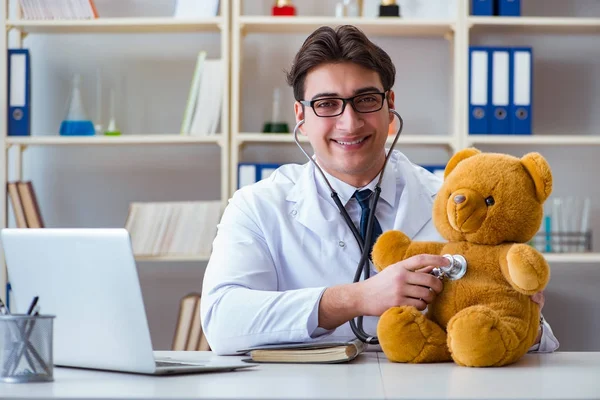 Veterinerlik doktorunun muayenesi var.