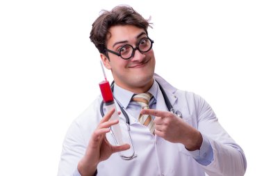 Beyaz şırıngalı komik doktor.