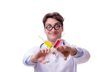 Beyaz şırıngalı komik doktor.